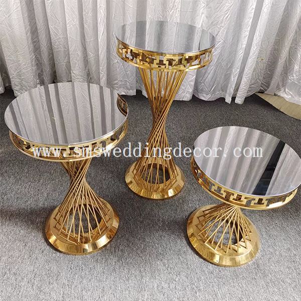 metal display pedestal