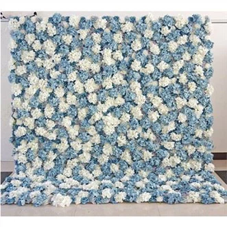 Стена с бели и сини цветя