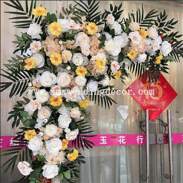 diy flower circle arch