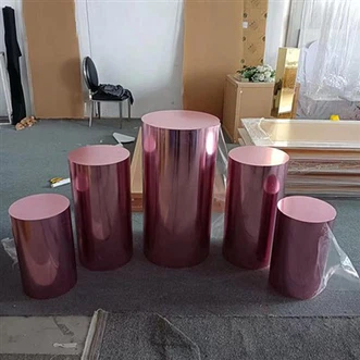 Пиедестал от розово злато